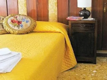 Pensionat Romulus Rex Hotell